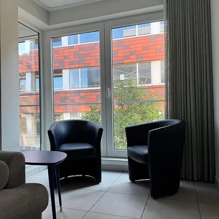 Meretmoi -- Modern In *